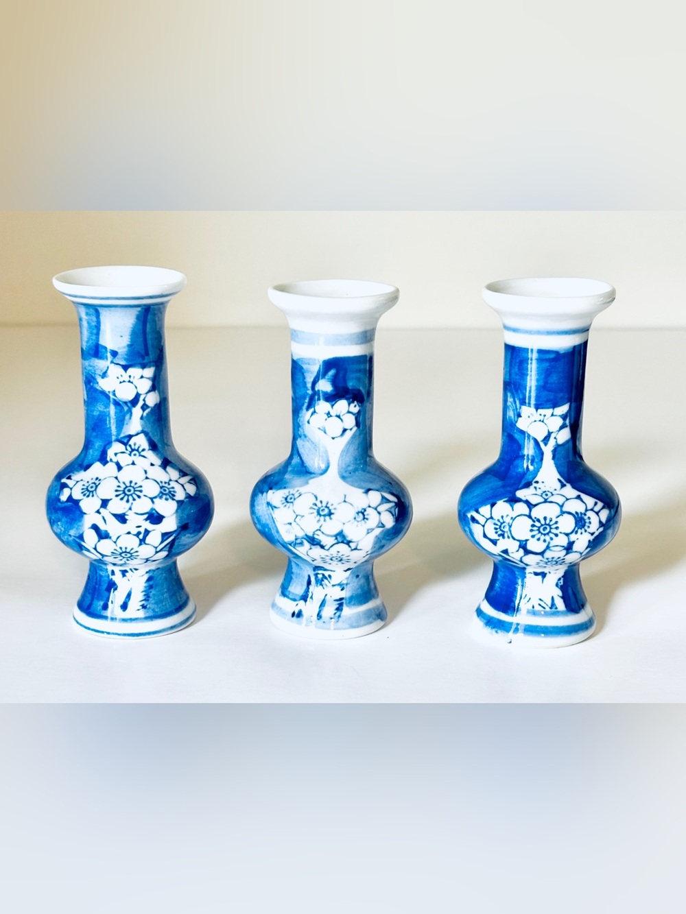Vintage Chinese Blue & White Porcelain Miniature Bud Vases Lot Of Three